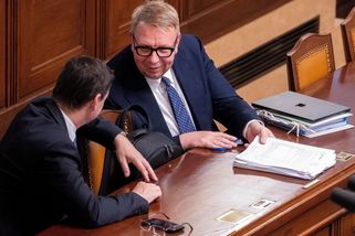 Juchelka, Macinka nebo Černochová kandidují do vedení obcí. Někteří jen na oko - Novinky